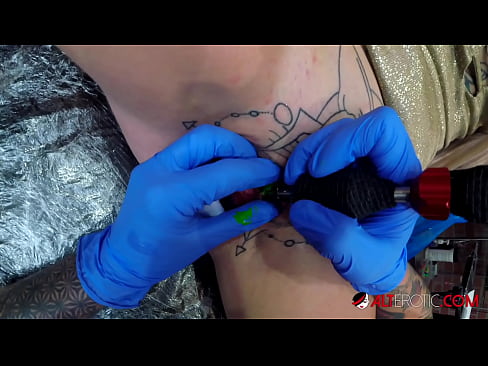 ❤️ Itin tatuiruota karšta Sully Savage gavo tatuiruotę ant savo klitorio Kokybiškas seksas prie mūsų lt.bookland.top